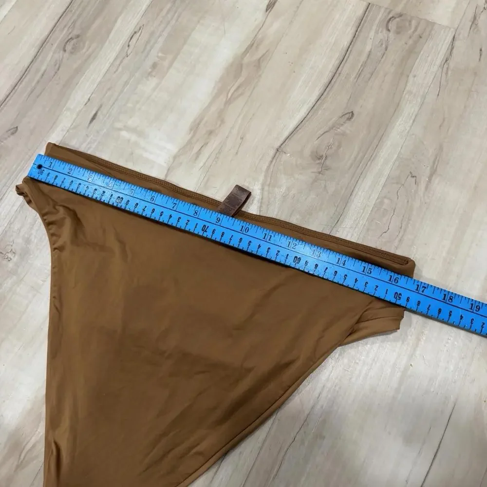 SKIMS Swim‎ Cheeky Tanga Bottoms Almond Womens 2X